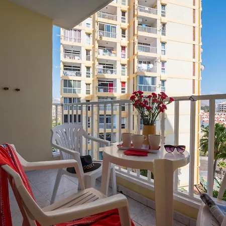 5. Cozy In Americas Apartamento