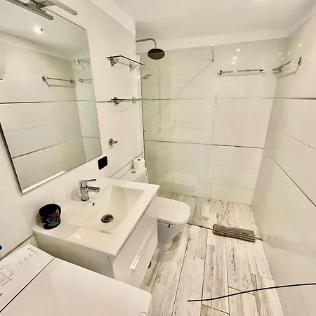 Apartamento 5. Cozy In Americas